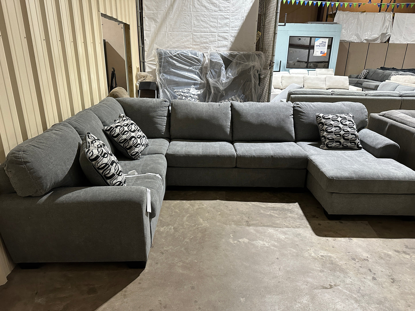 Birkdale Court 3-Piece Sectional with Chaise