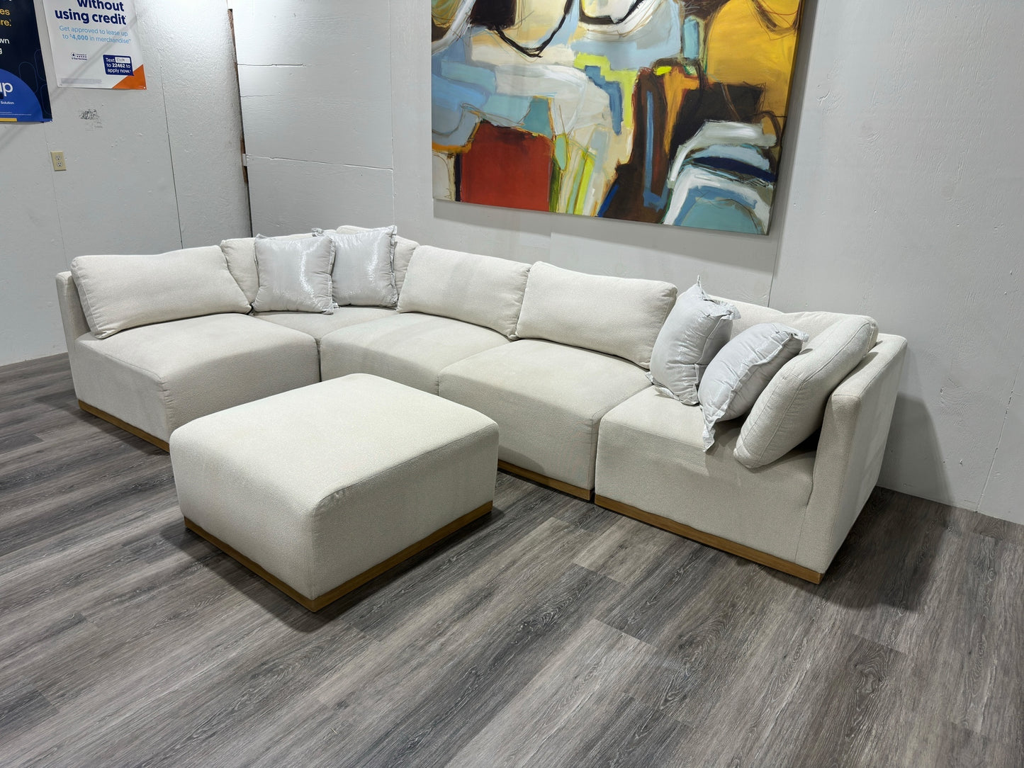 Henredon Murphy Fabric Modular Sectional with Ottoman Cream