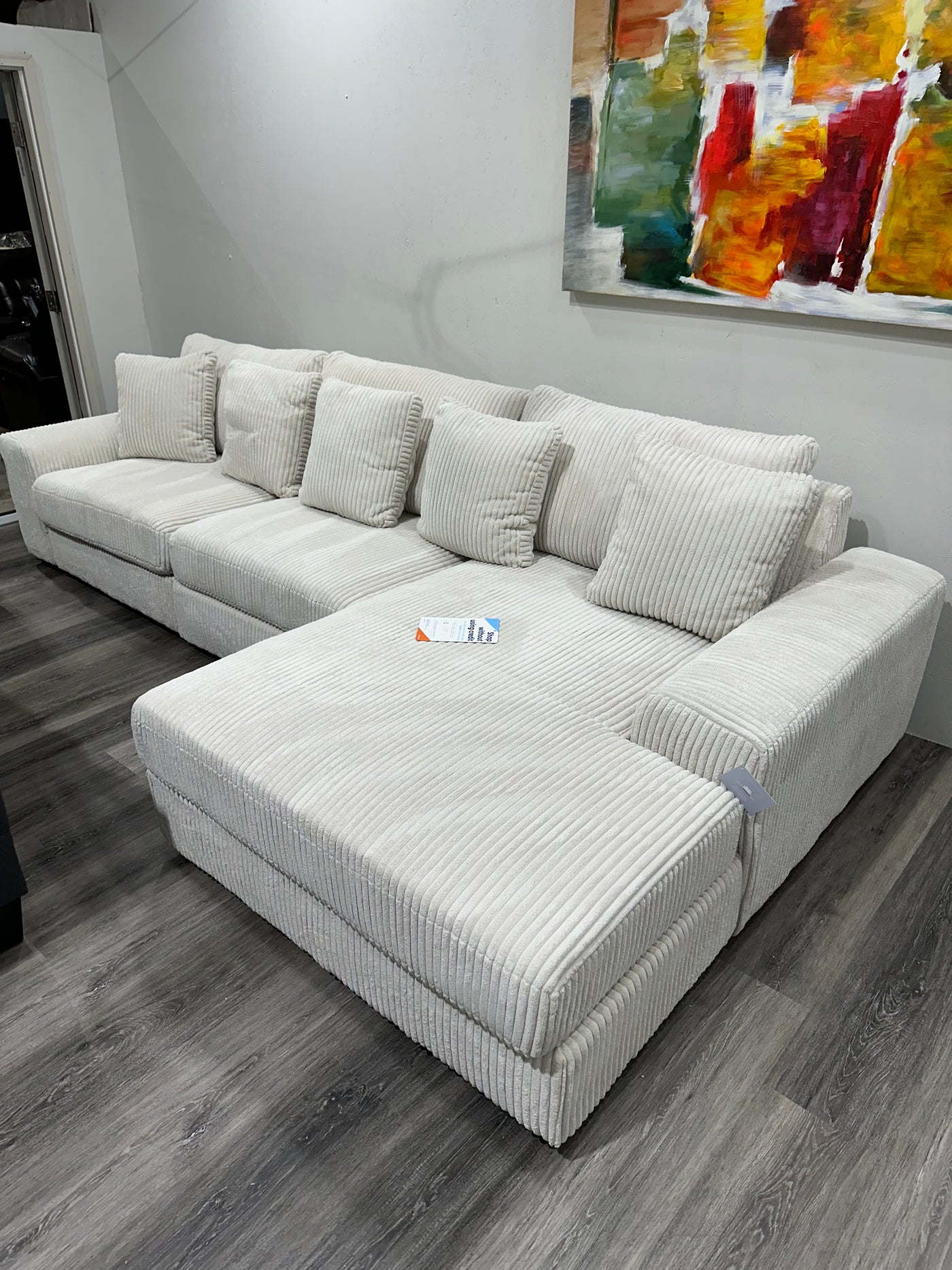 Financing Available ✅✅ & Delivery Available 3pc piece beige sectional