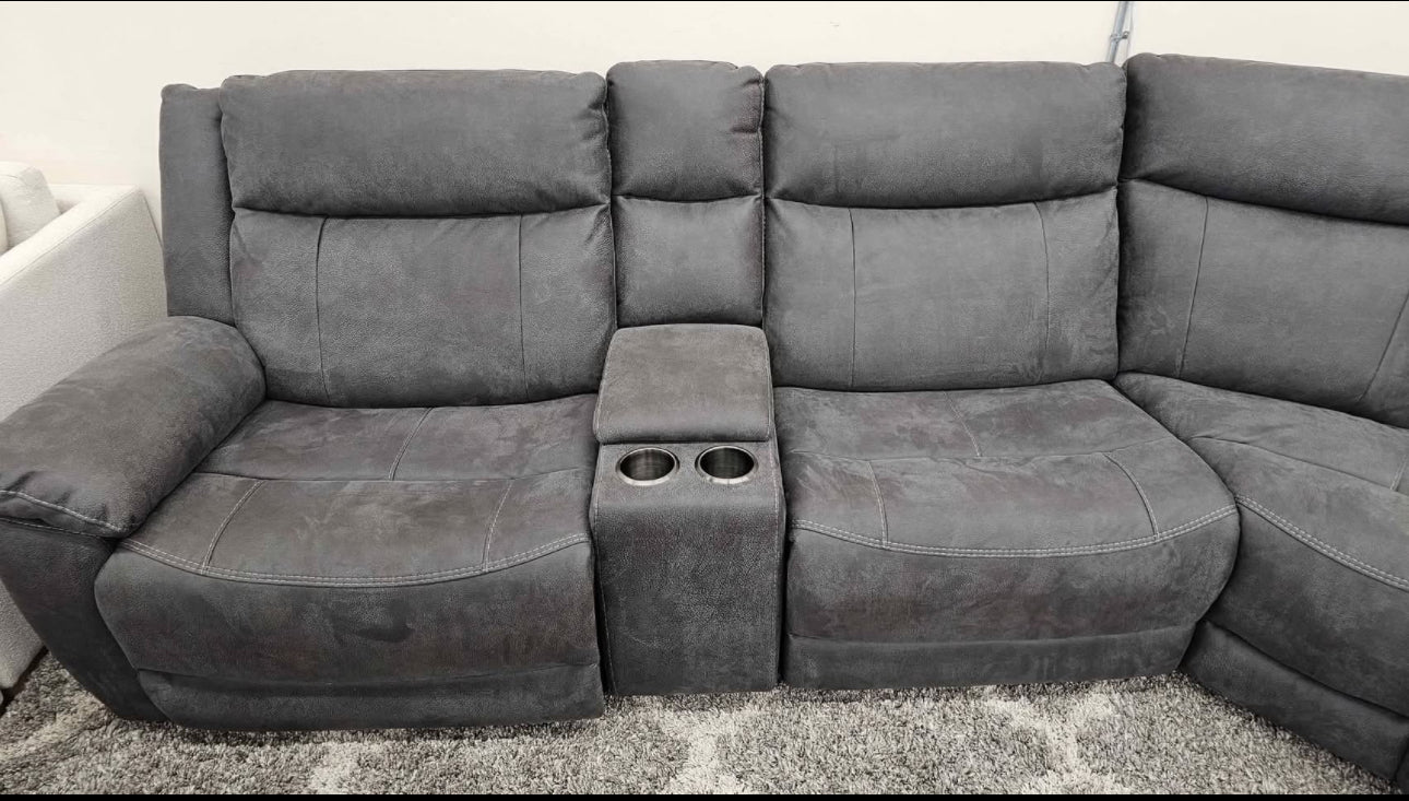 Zakary 6-piece Fabric Power Reclining Sectional With Power Headrests
