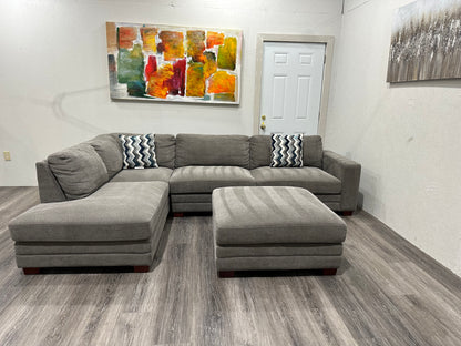 Penelope Fabric Sectional with Ottoman