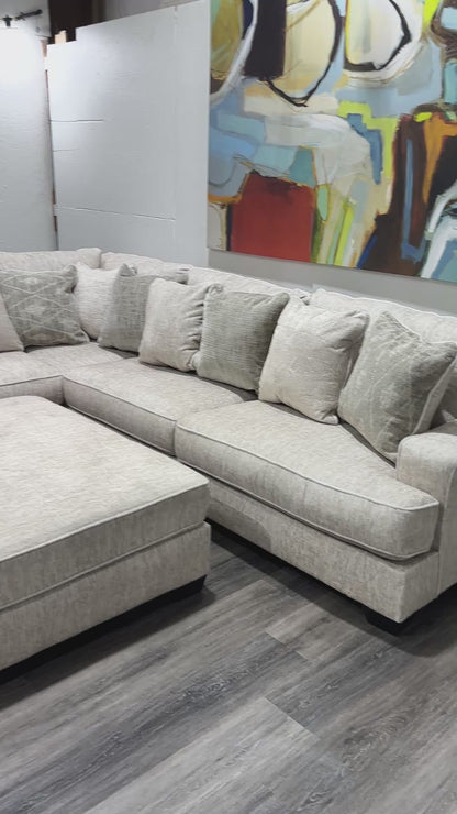 Rawcliffe 3-Piece Sectional with Ottoman